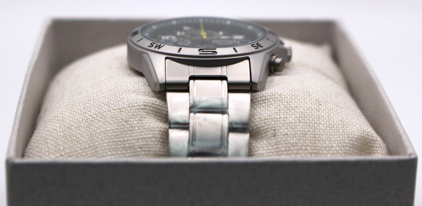 SEIKO SND377P Chronograph Men’s Watch New Green Silver Authentic Military Japan