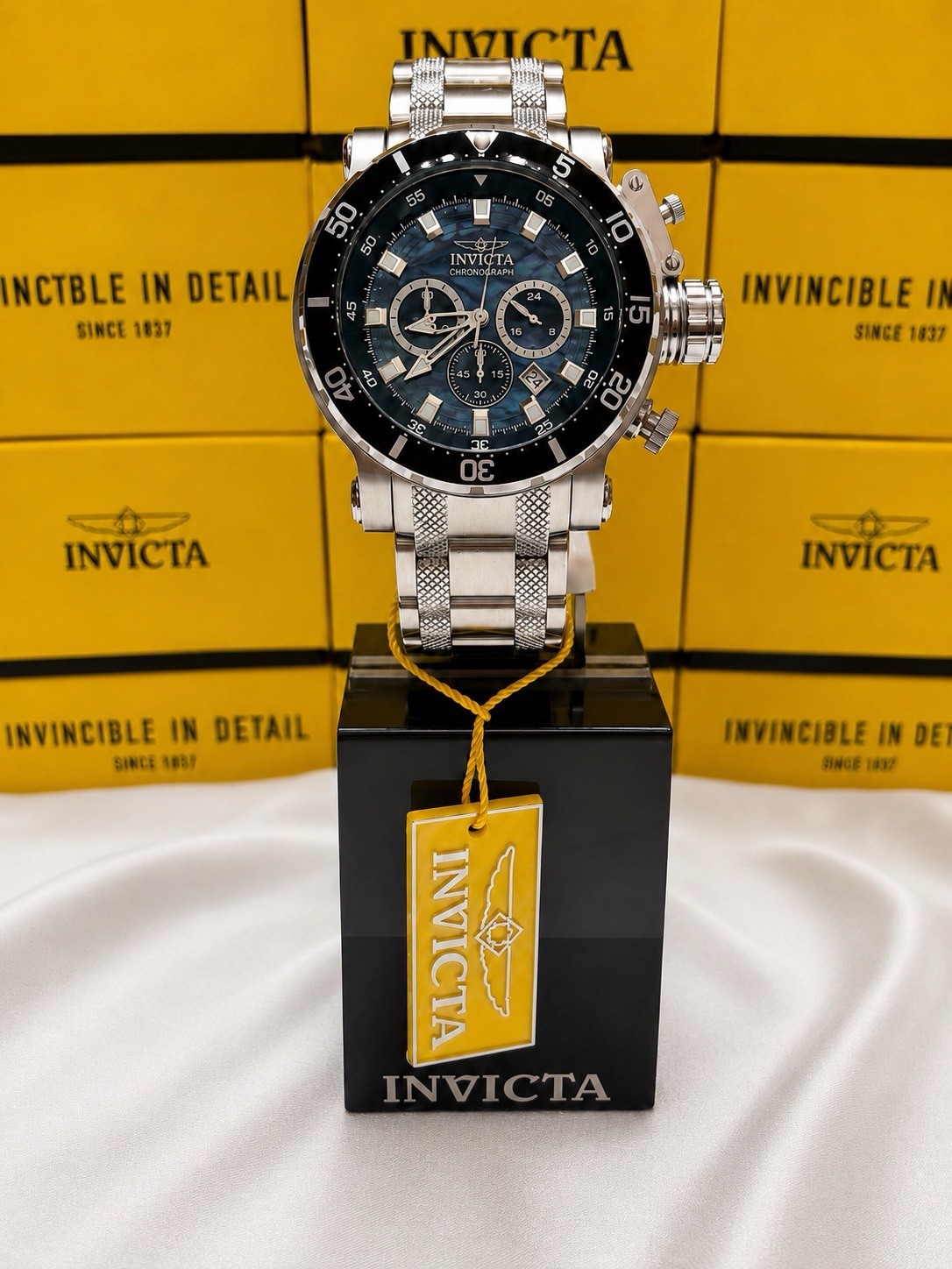 Invicta Coalition Forces 49753 Men’s Chronograph Blue Gray Mother of Pearl Dial
