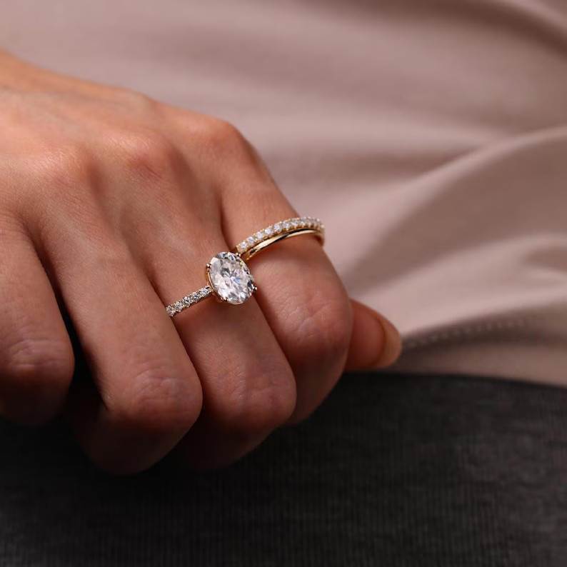 2.80 Ct Oval-Cut EF/VS1 Lab Grown Diamond Wedding Set Band Ring 14K Yellow Gold