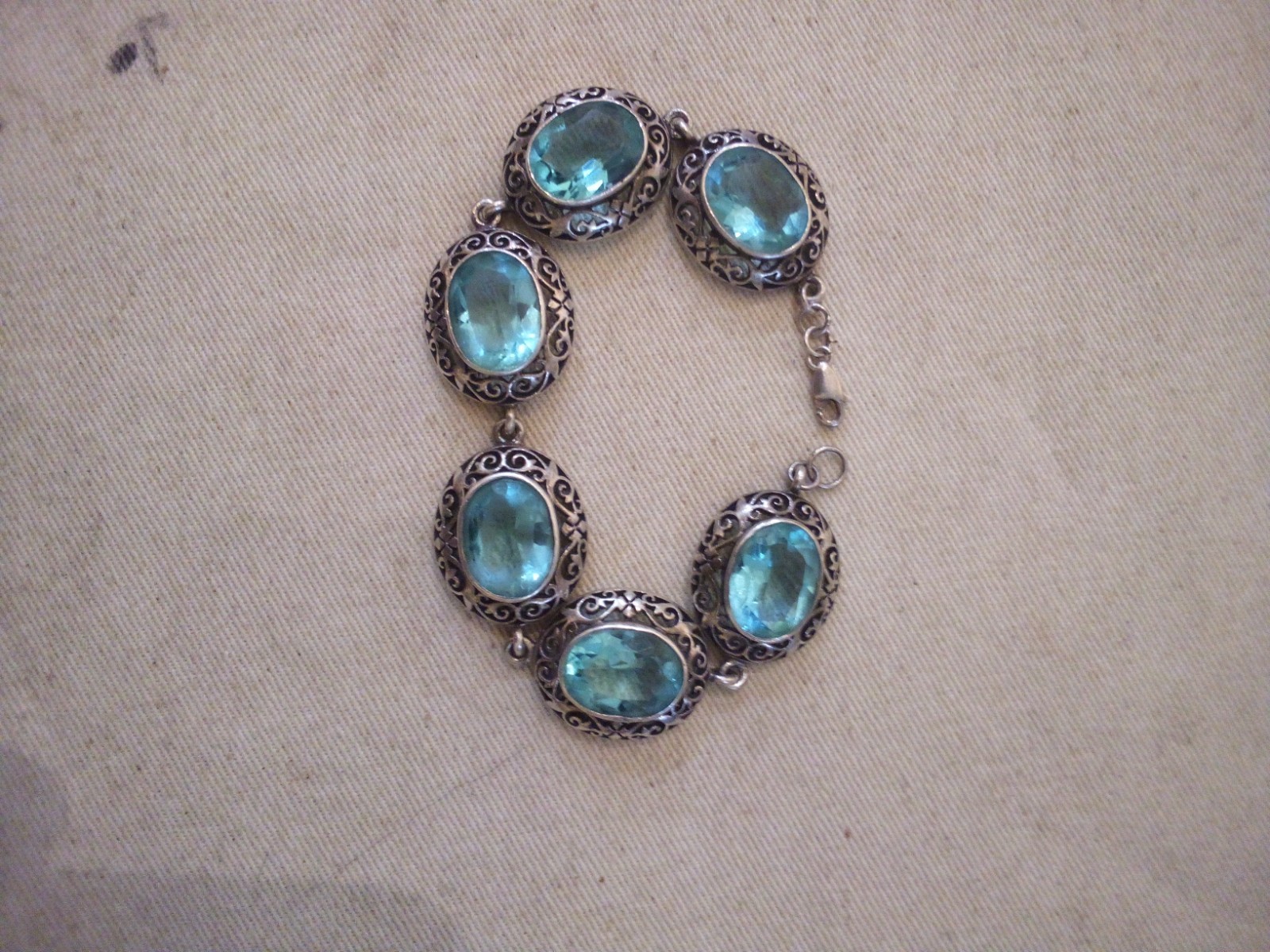 925 Silver Bracelet 16.25×12.3mm Oval Sky Blue Aqua Or Topaz-Like Color Vintage