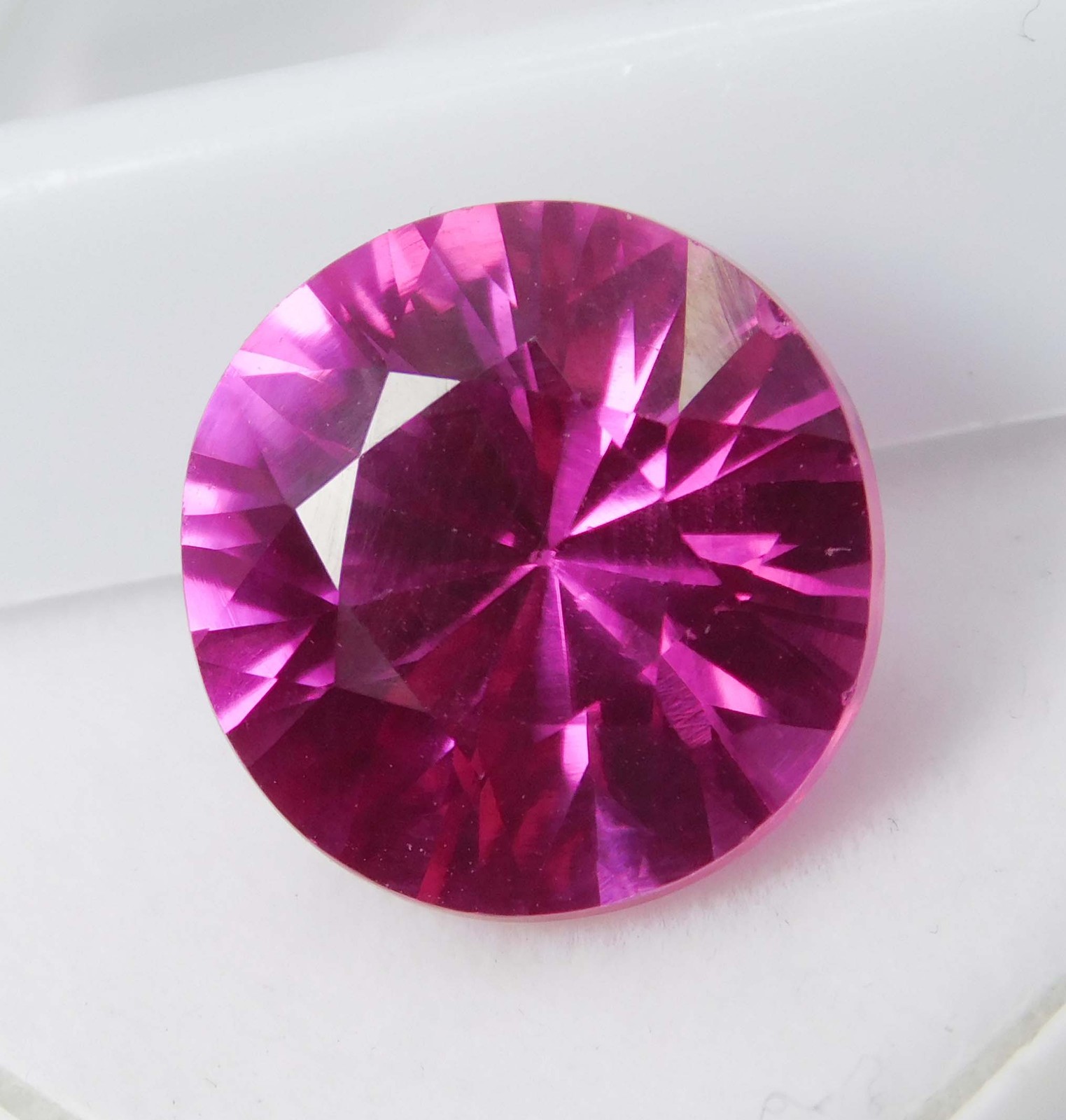 Natural 9.65 Ct Pink Ruby Round Cut CERTIFIED Loose Gemstone Earing Size