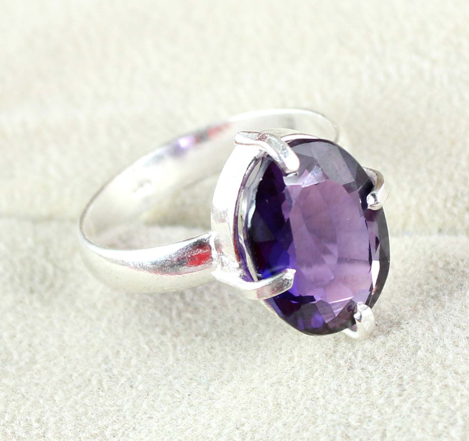 Gemstone Astrological Ring 9.75 Ct Natural Oval Boysenberry Sapphire Certified