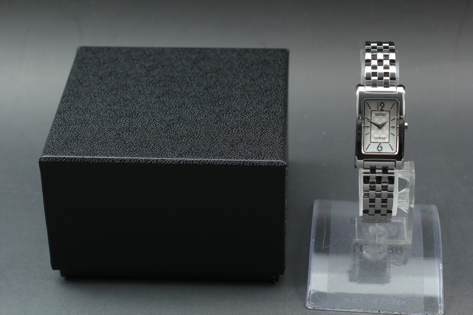 Vtg 2002 [Near MINT] Seiko Exceline 1F20-0AN0 Quartz Tank Womens Watch JAPAN