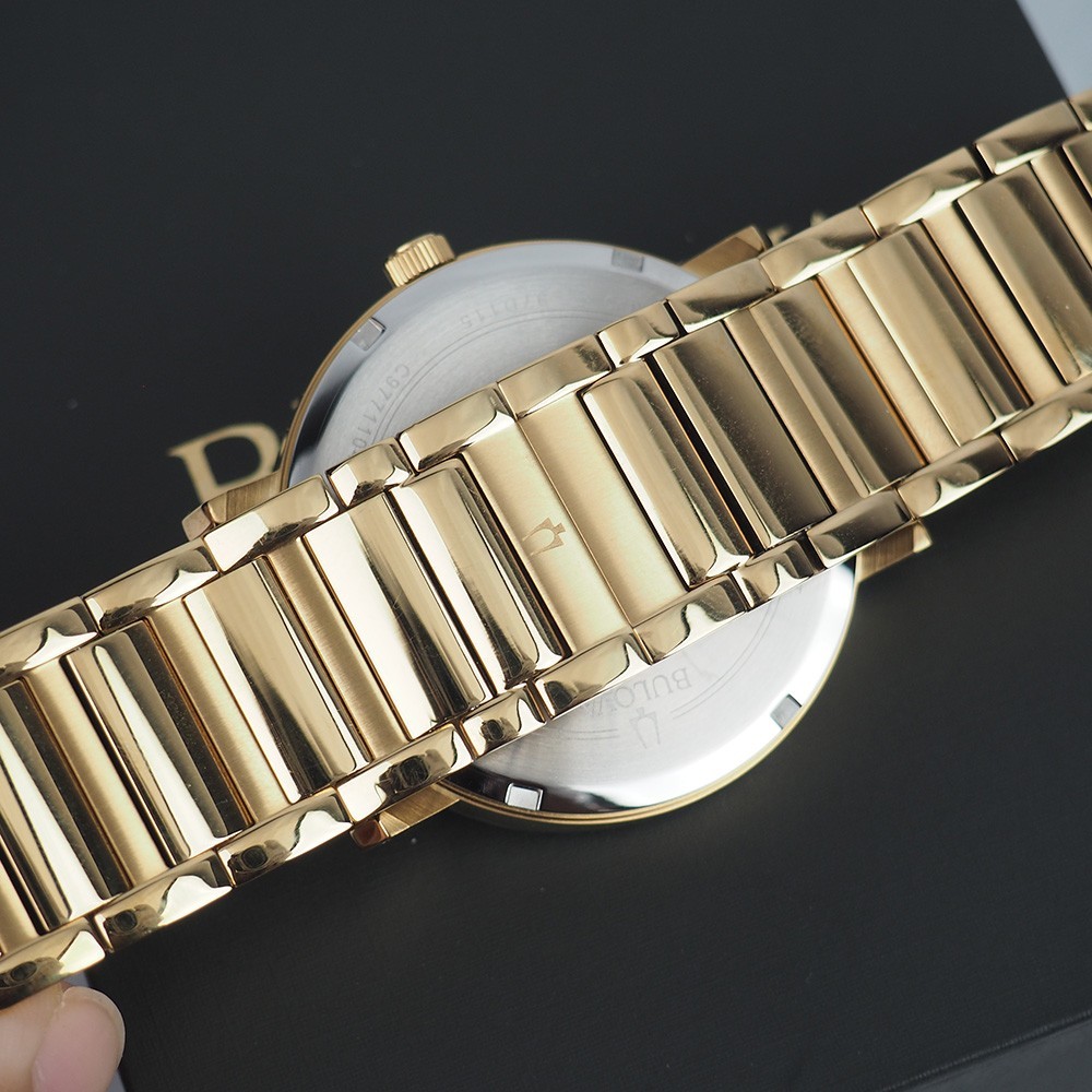Bulova Futuro 97D115 Champagne Dial Gold-Tone Stainless Steel Men’s Watch 42mm