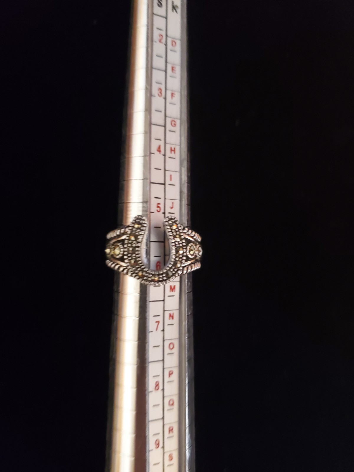 New RSC Covenant Silver Plated Hematite Horse Shoe Ring Size 6 Women’s Gift