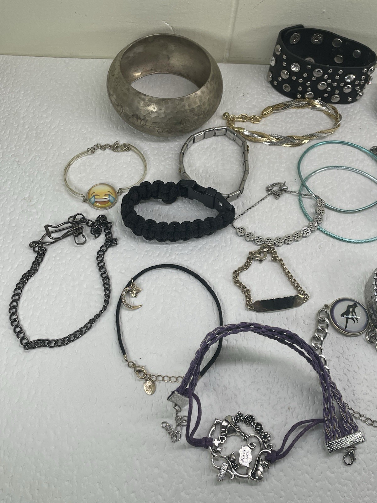 Lot of Assorted Sizes Mix 30+ Pieces Necklaces, Bracelets Gold Copper Tone