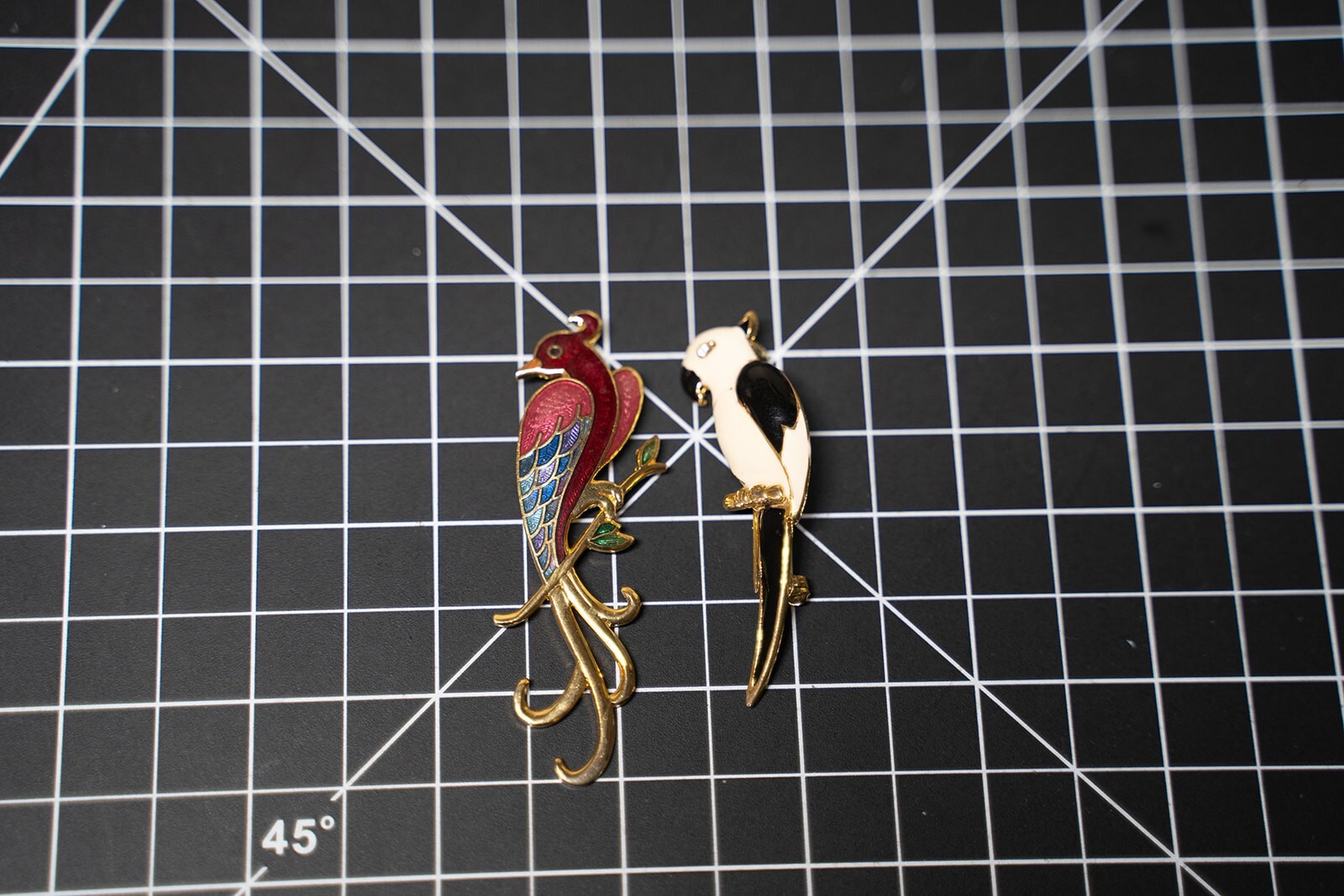 vintage enamel bird brooch pin lot parrot peacock white black pink paradise