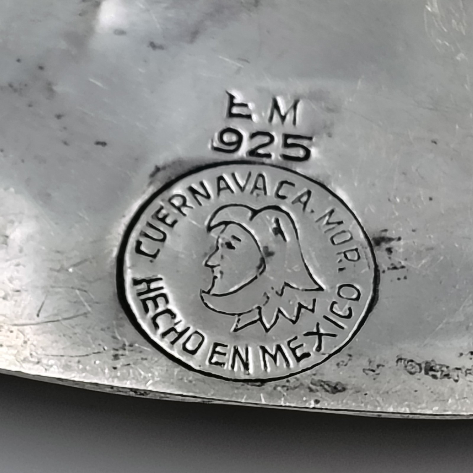 Vintage EM Cuernavaca MOR Mexico Taxco Sterling Silver 925 Oval Brooch Pin