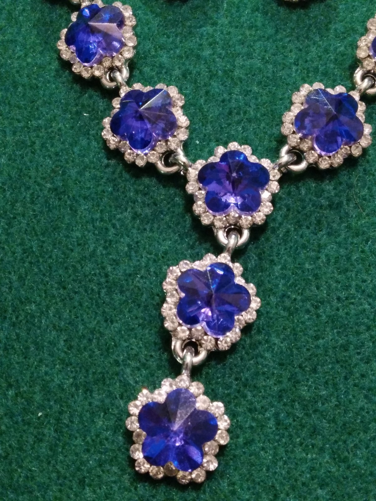 Contemporary Y Deep Blue Purple Rivoli Glass Pave’ Rhinestone Necklace Set