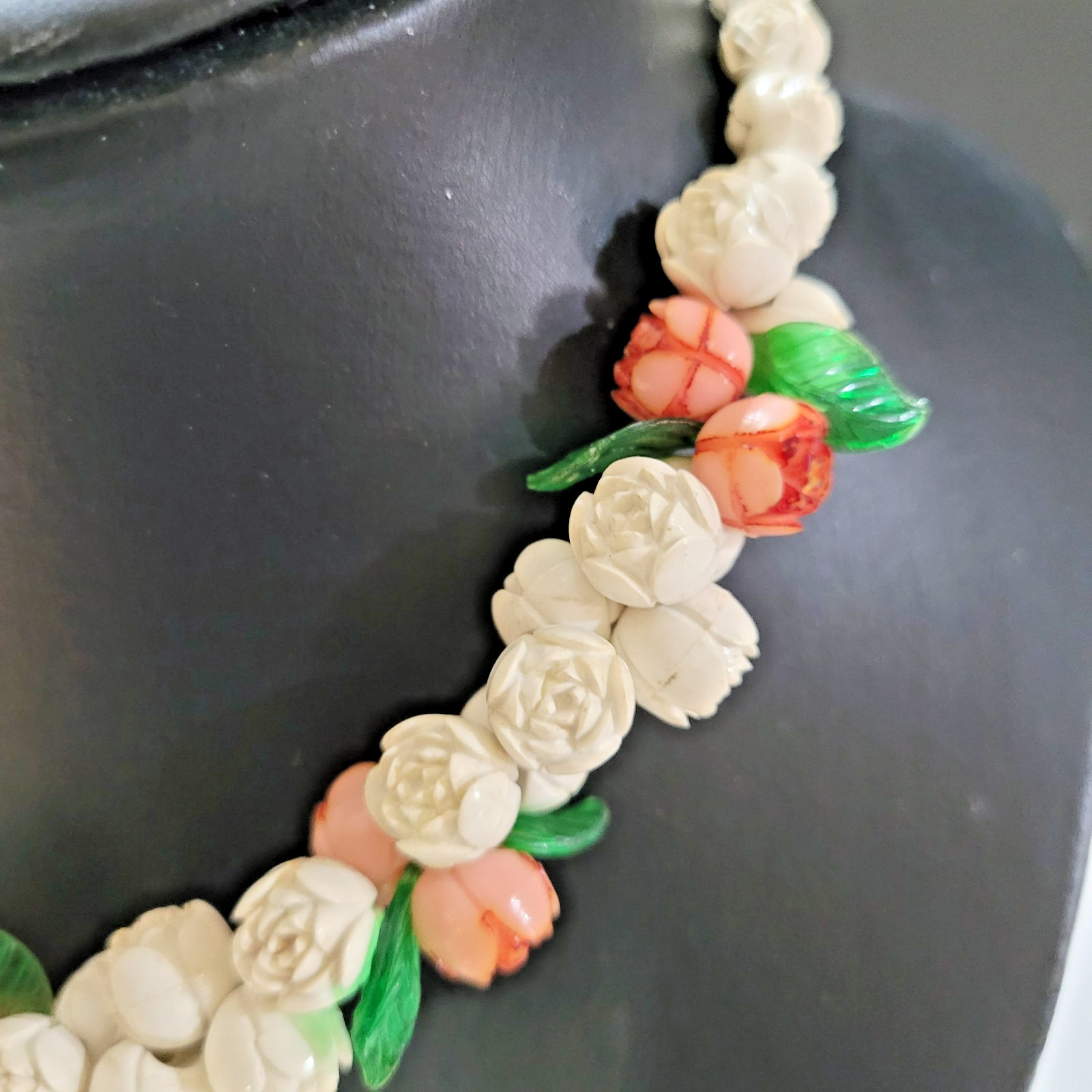 Art Deco Celluloid Rose Bud 1930s Necklace Carved Antique 16″ Long MCM