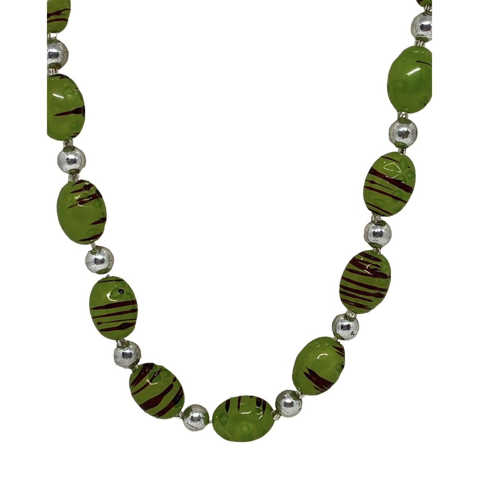 Fashion 33″ Strand String Necklace Green Black Silver Plastic Beads Swirl Design