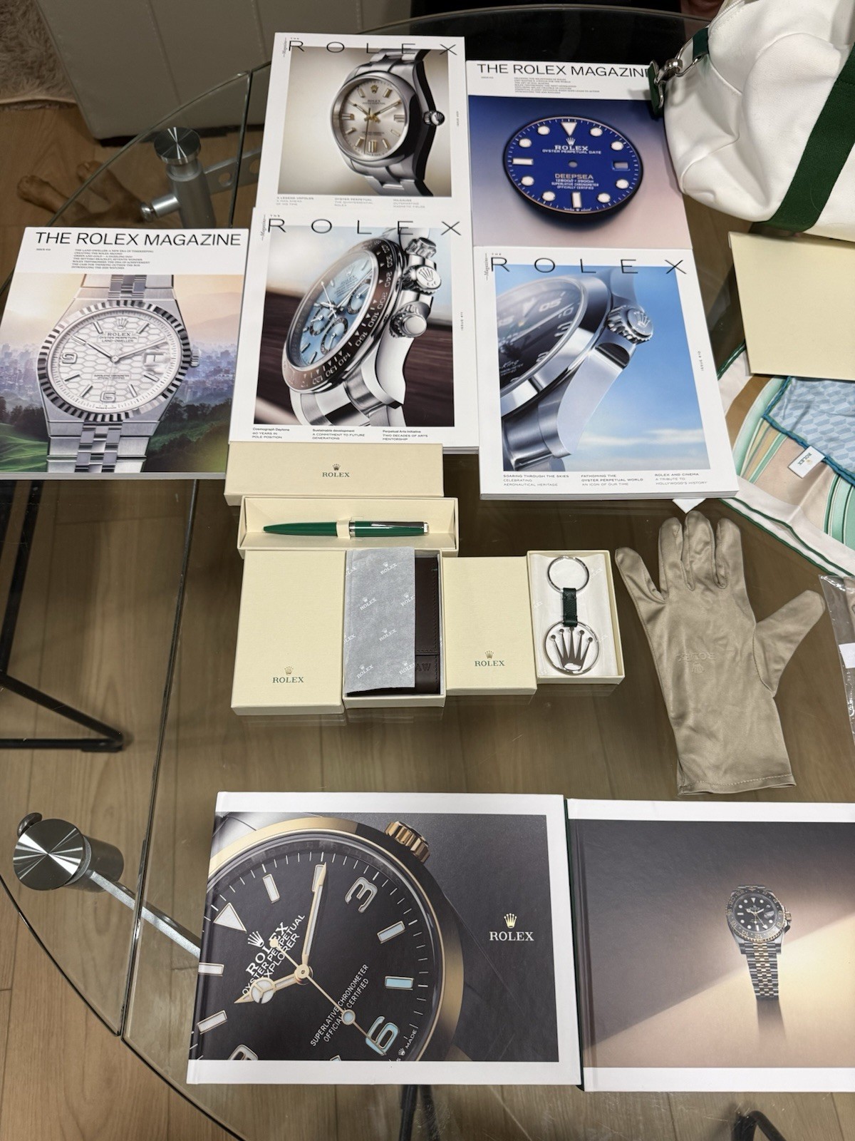 Rolex Magazines, Catalogs, Brochures LOT
