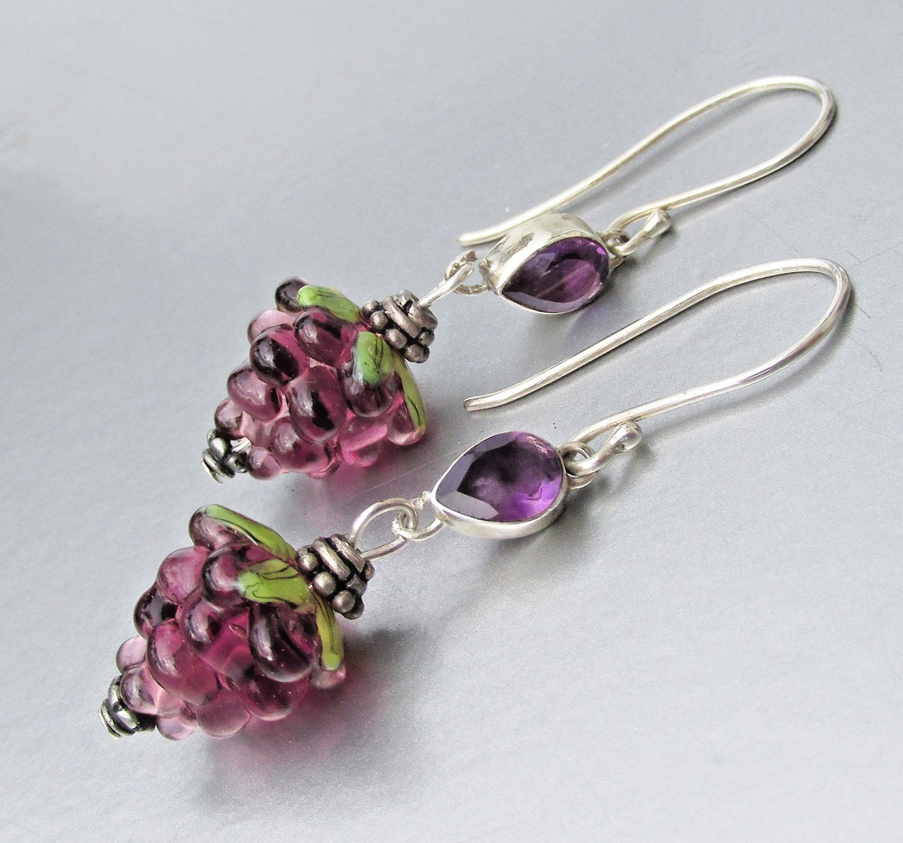 Vintage Sterling Silver Amethyst & Art Glass Dangle GRAPE Bunch Earrings