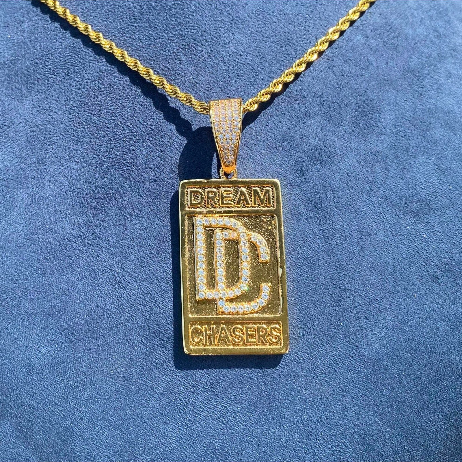 AAA+ CZ BRASS DREAM CHASER LUXURY PENDANT & 24″ 14K STAMPED ROPE CHAIN NECKLACE