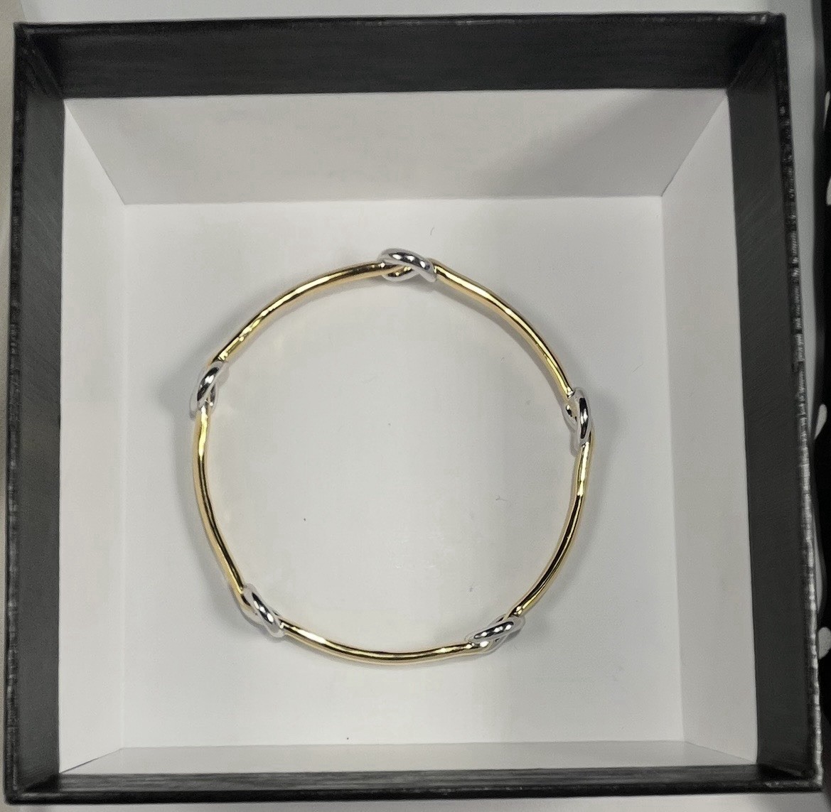 NIB – David Markstein Italian 7.75″ Two-Tone Love Knot Bangle Bracelet Boxed