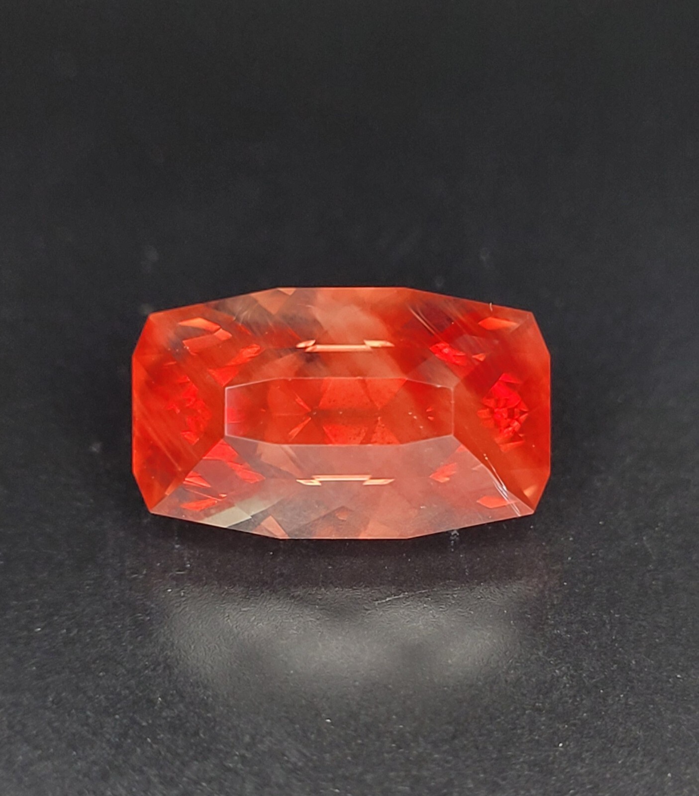 Oregon sunstone: custom cut cushion shape gemstone 7.1 cts