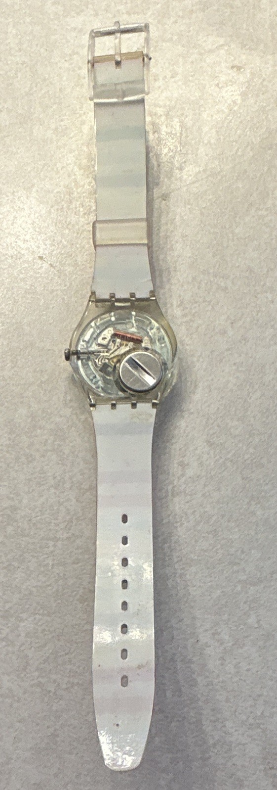 Swatch Quartz 34mm White Dial carrots for hands. Great condition, battery needed