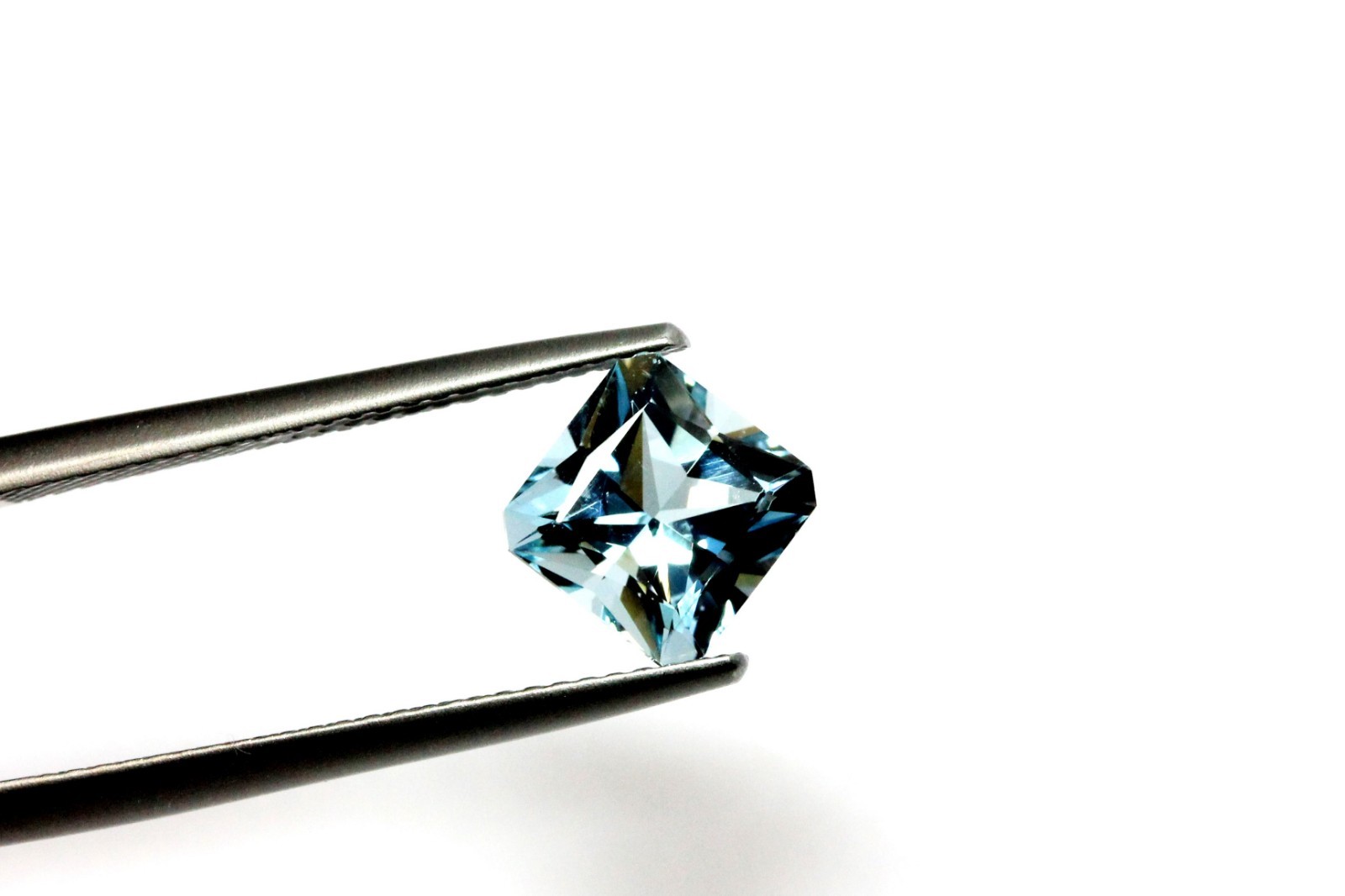 natural aquamarine 1.85ct 7×7 square radiant 7.24×7.21×5.40mm transparent blue