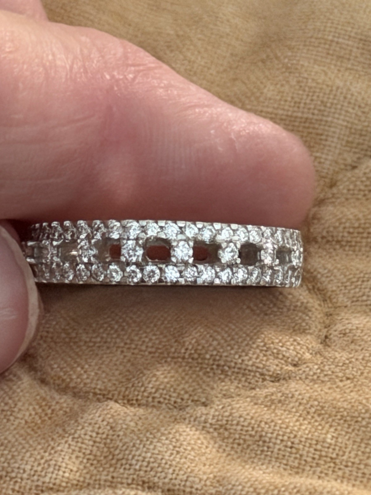 Hans D Krieger HDK 18K White Gold Diamond 4mm Band Ring, New! 4.6 gms Sz 6.5