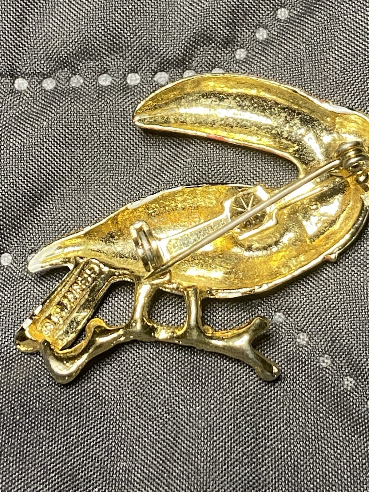vintage Gerry’s Red White & Black Toucan On Gold Branch Green Crystal Eye
