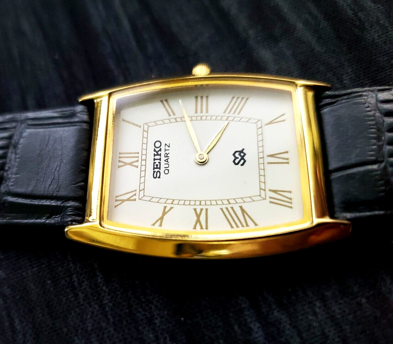 Vintage Barrel Tonneau Tank Gld Wht Blk Men Dress Watch New Mov Batt-