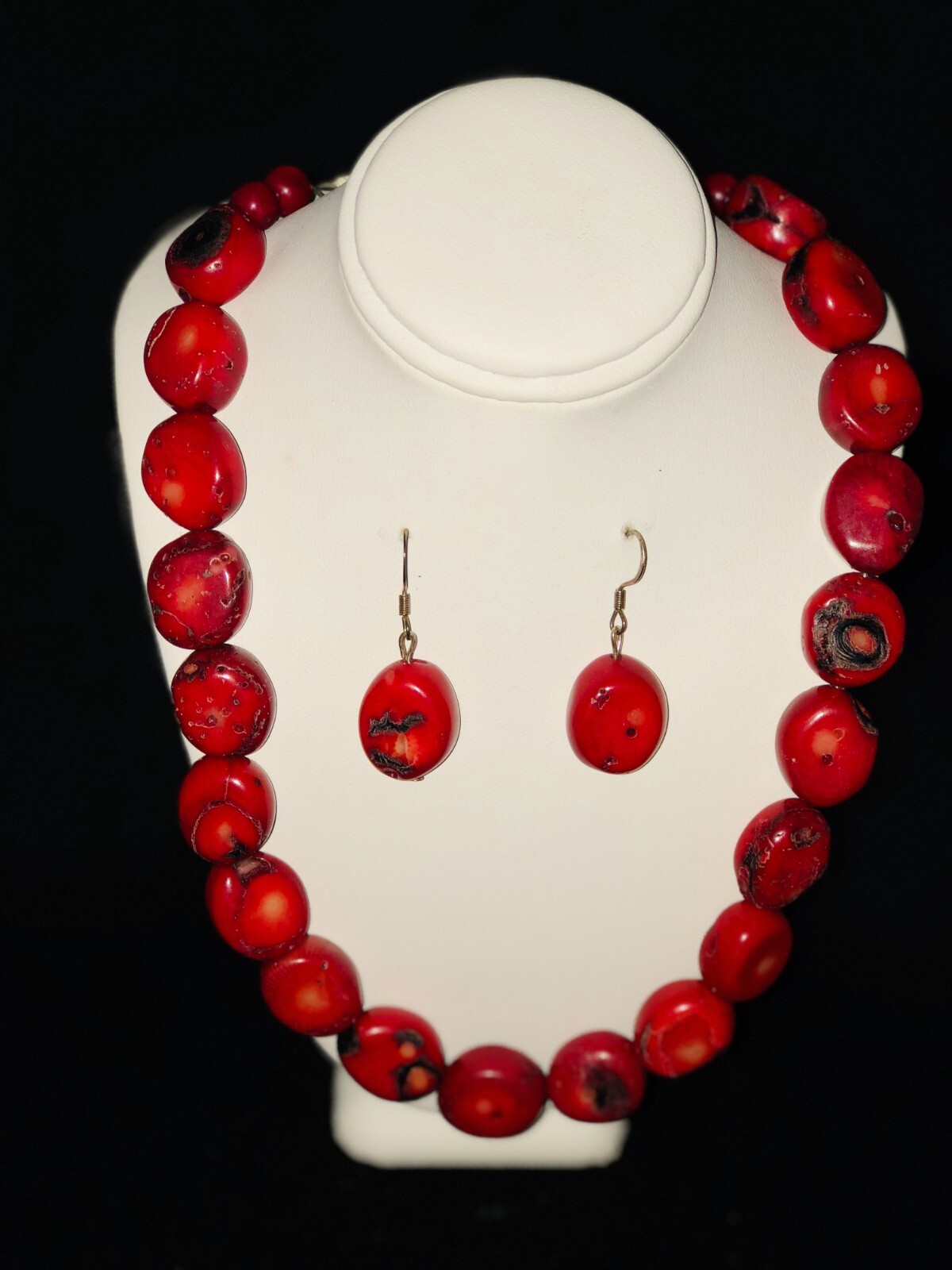 AJ 190 Chunky coral statement necklace. Perfect for a gift!