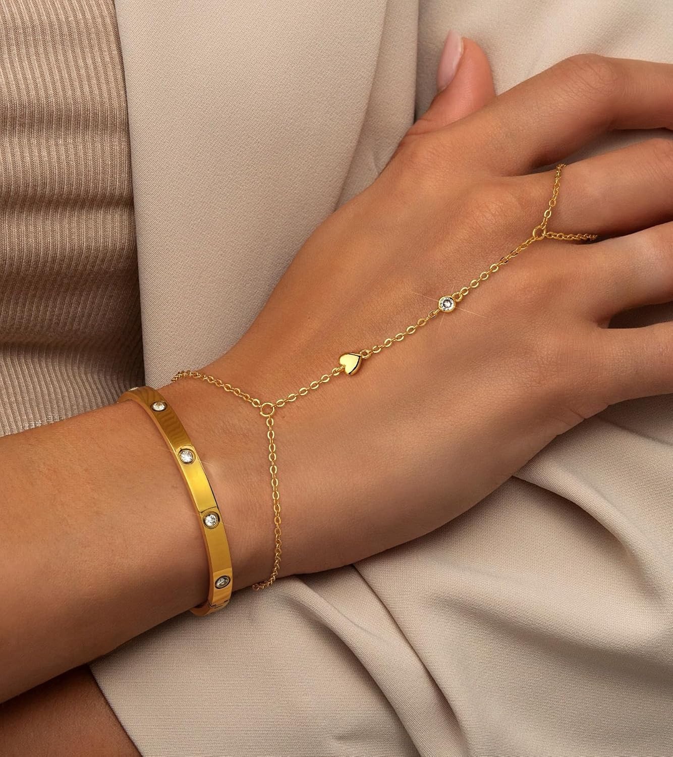 Gift-Ready 5 Piece Gold Bracelet Stack – Unique Jewelry Set for Every Occasion