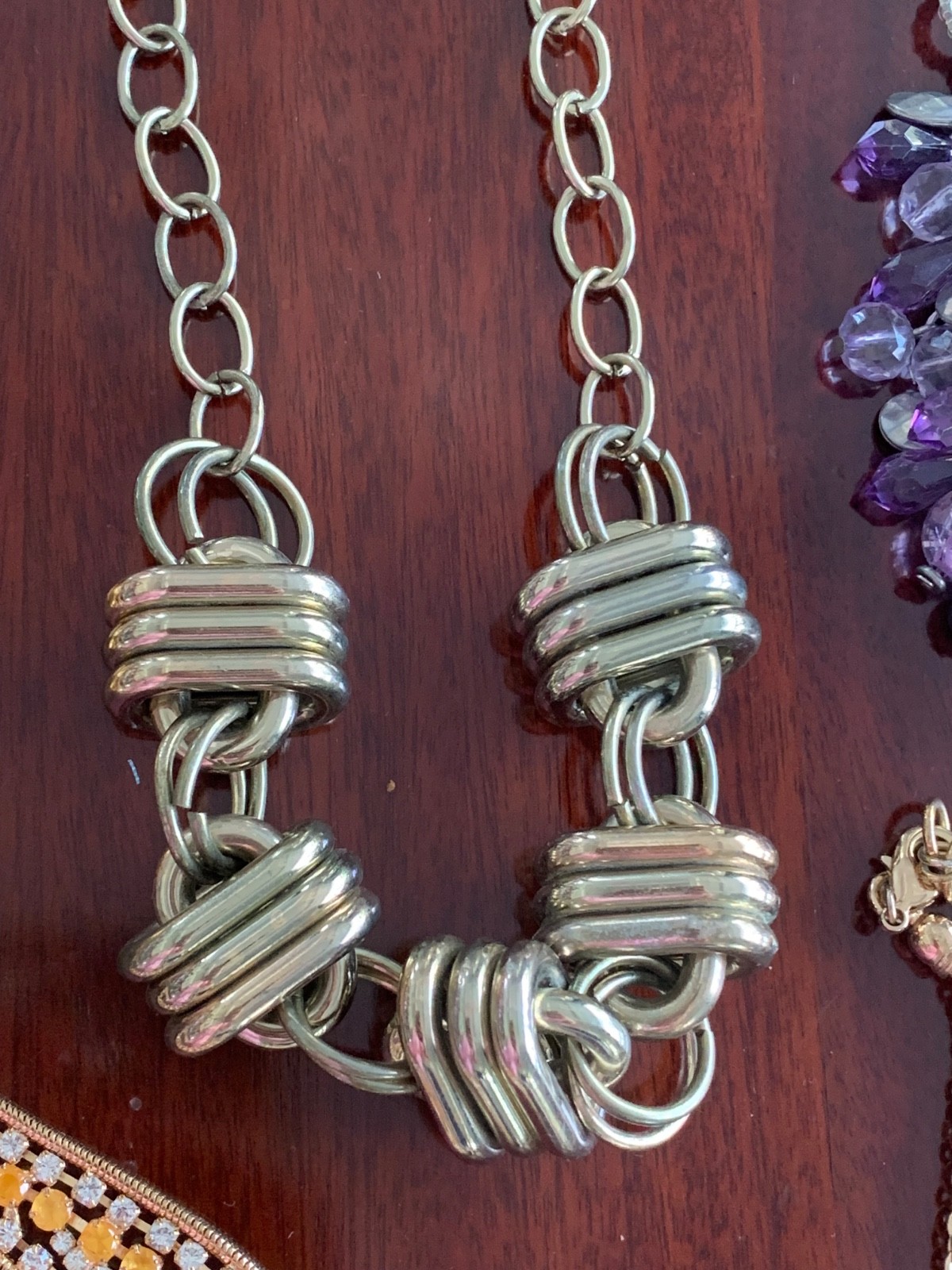 10 BOLD NECKLACES! FASHION BLING, BIBB AND BEAUTIFUL STYLES IN VARIOUS LENGTHS!!