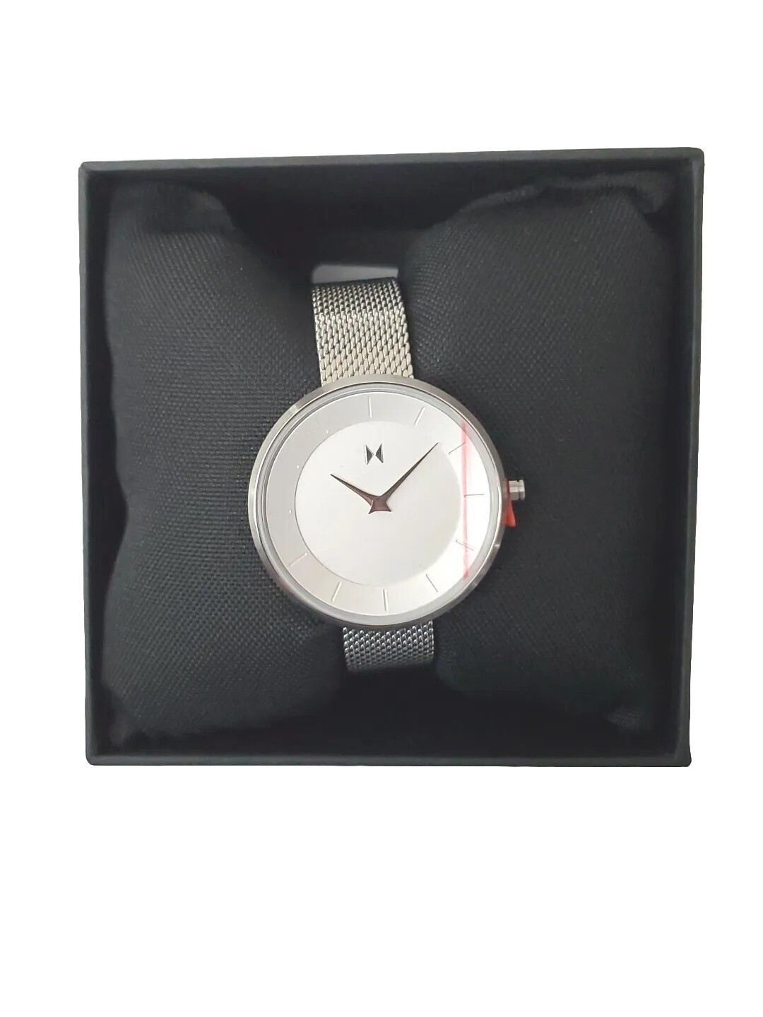 MVMT Analog Quartz Watch Stainless Steel Mesh Band DFB01S White Dial New In Box