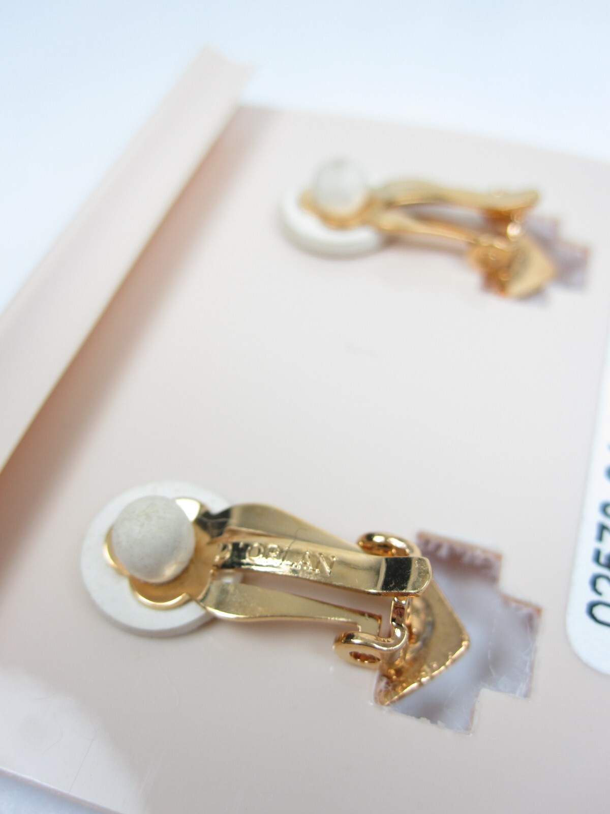 D’Orlan Gold Plated Clip Earring with Swarovski Crystals and Sandstones 6132