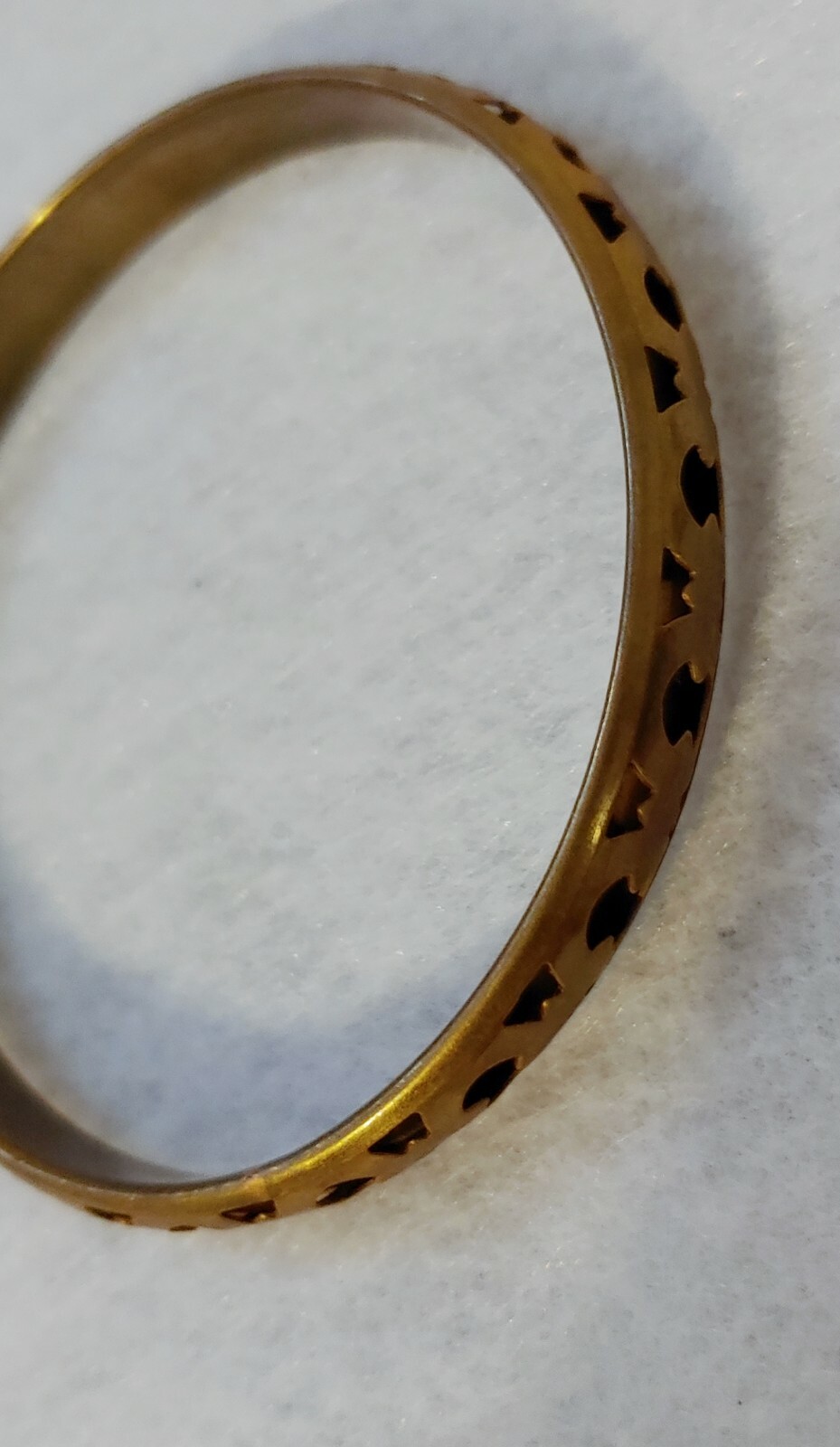Vintage Solid Copper Bracelet ( Inside Dia 2 5/8in x 3/8in WIDE )