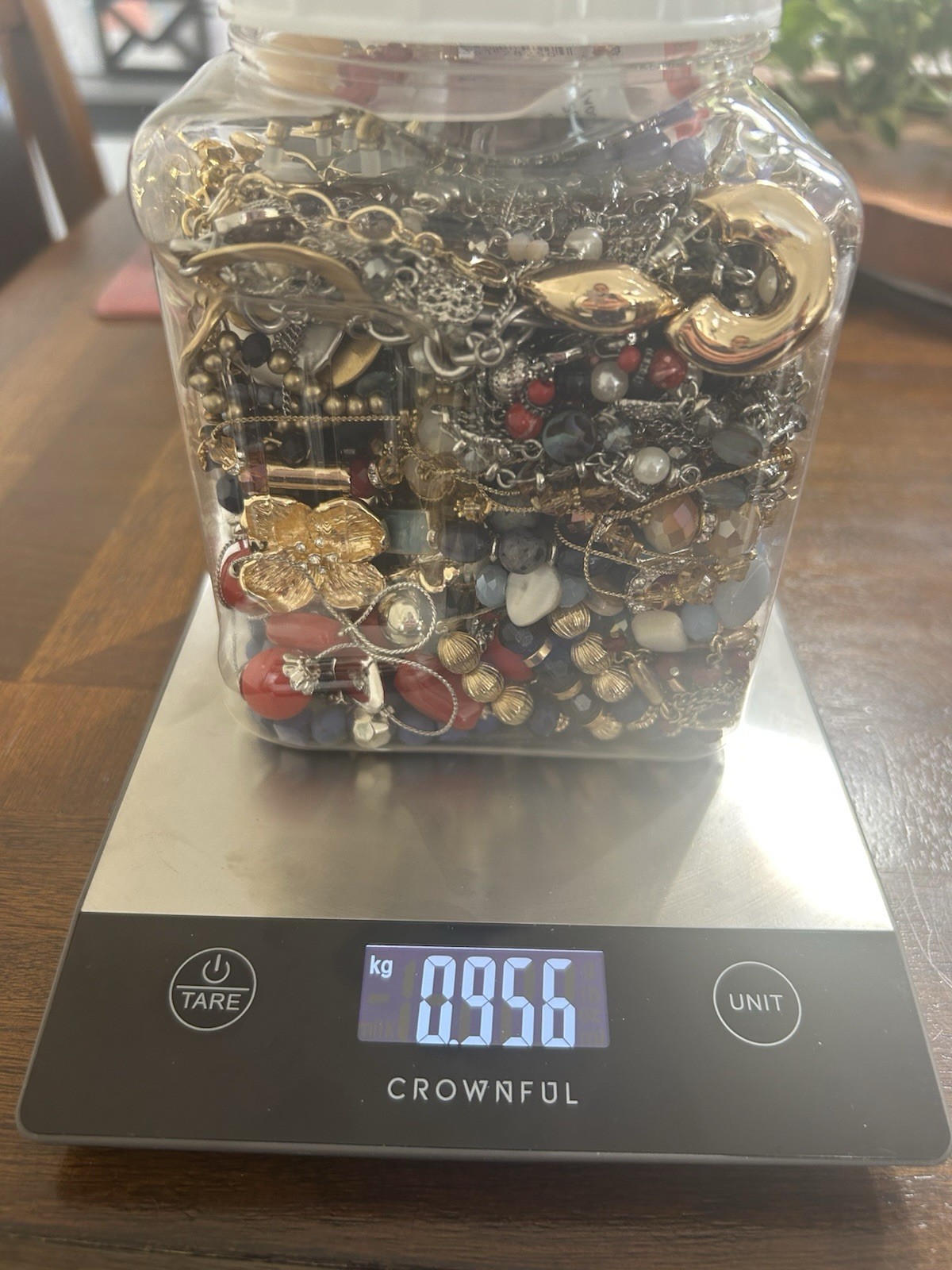 Mixed Costume Jewelry Lot – Necklaces, Bracelets, Earrings & Charms | 956g (2.1