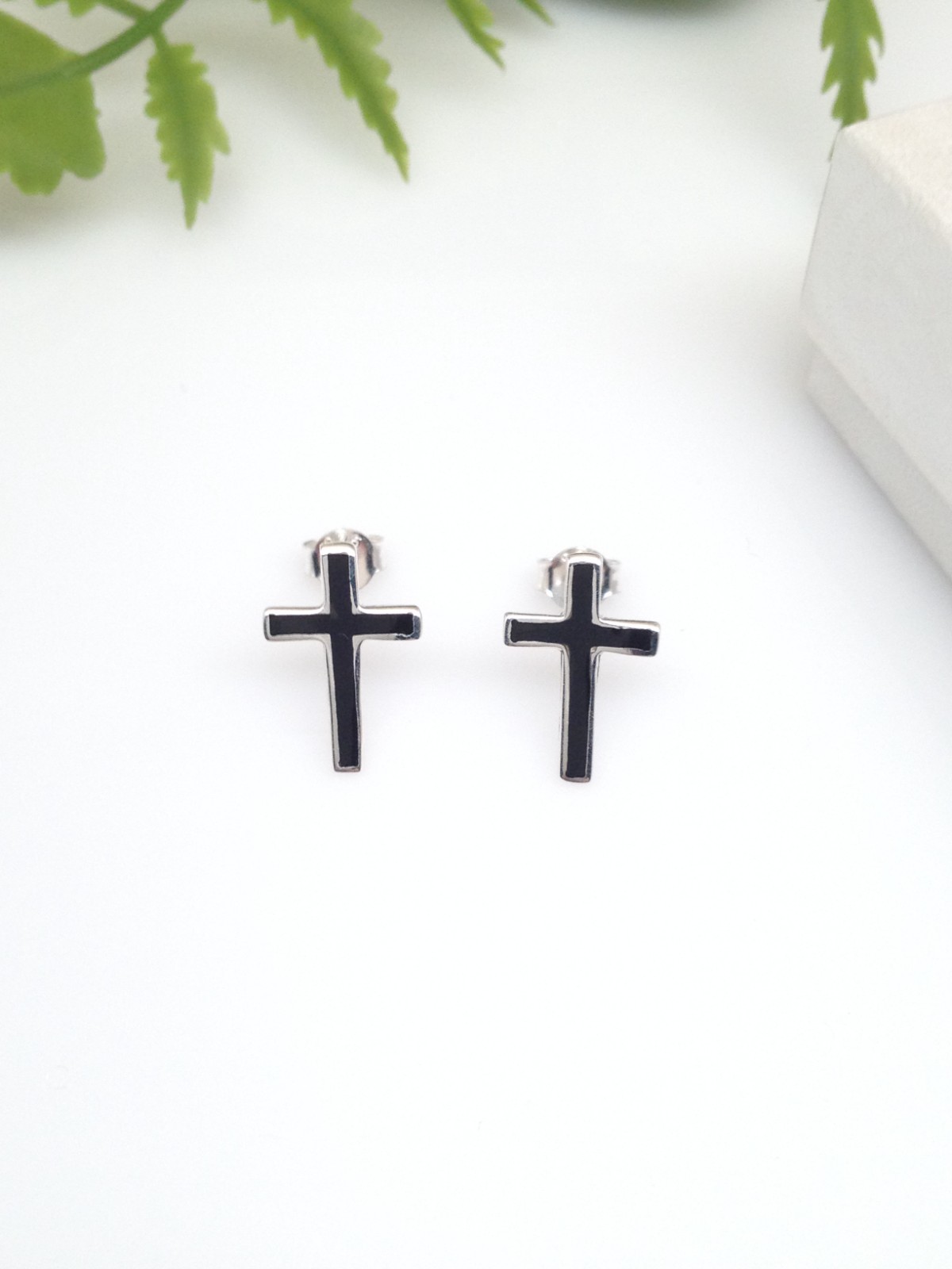 925 Sterling Silver Black Agate Long Cross Stud Earrings Men Women 14.5mm/0.57″