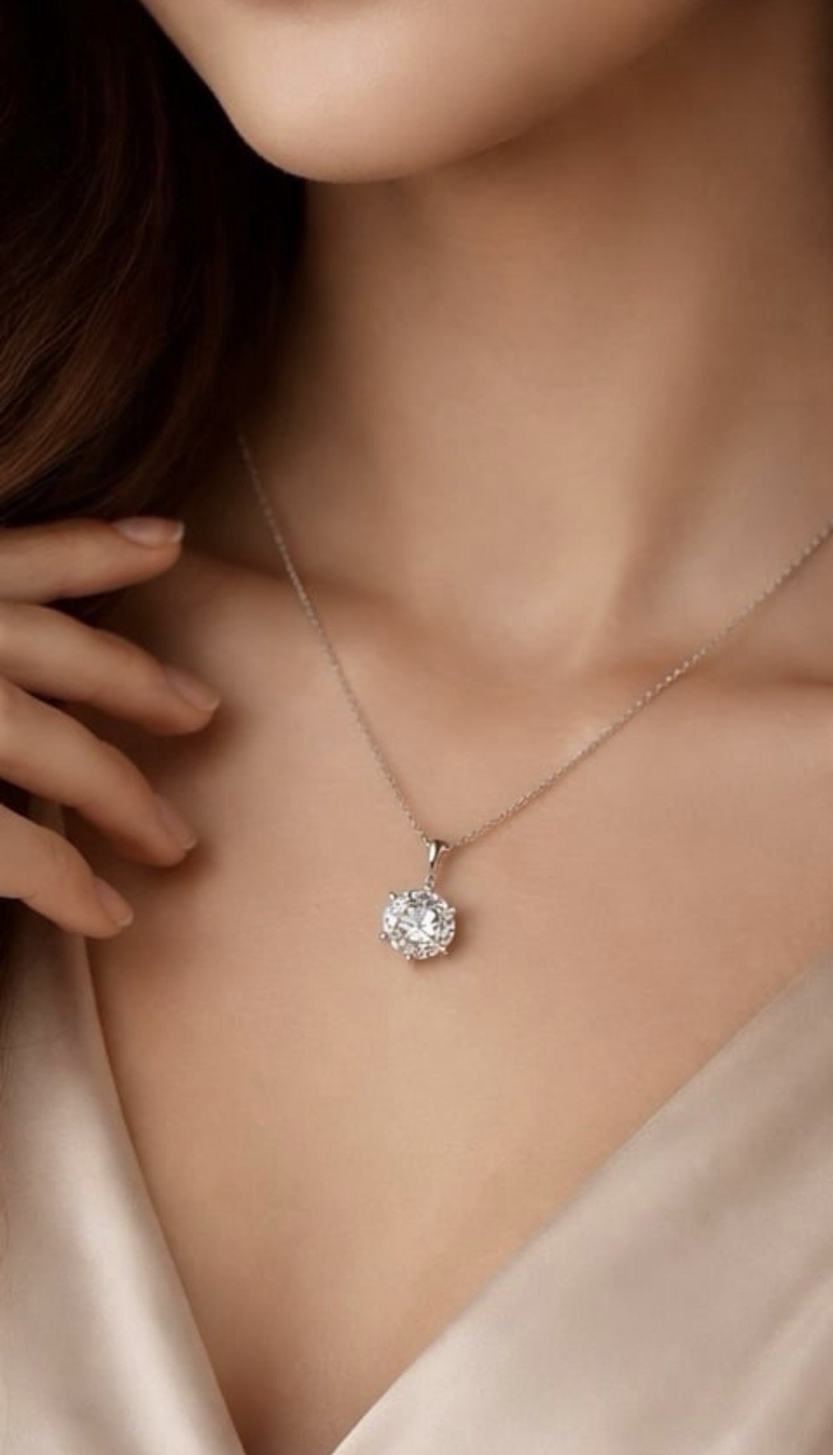 Moissanite stud necklace 1ct