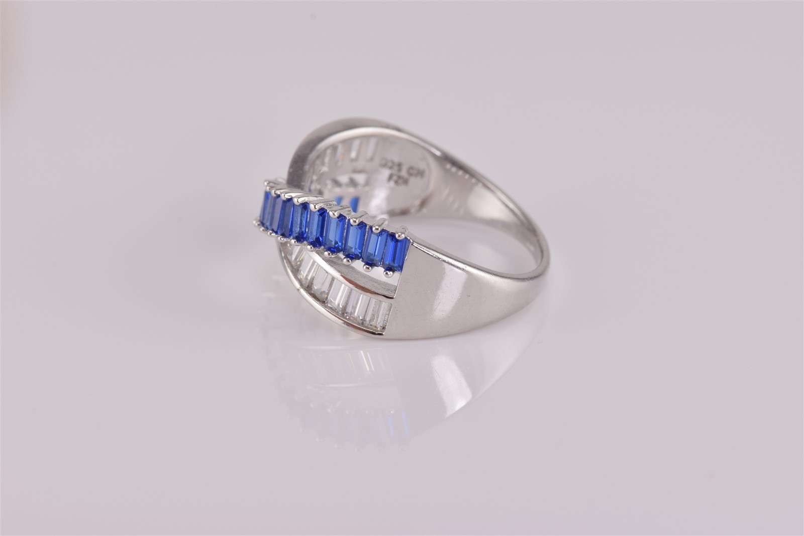 Fuzion Creation Sterling Silver Blue & White Cubic Zirconia Band Ring 925 Sz: 9