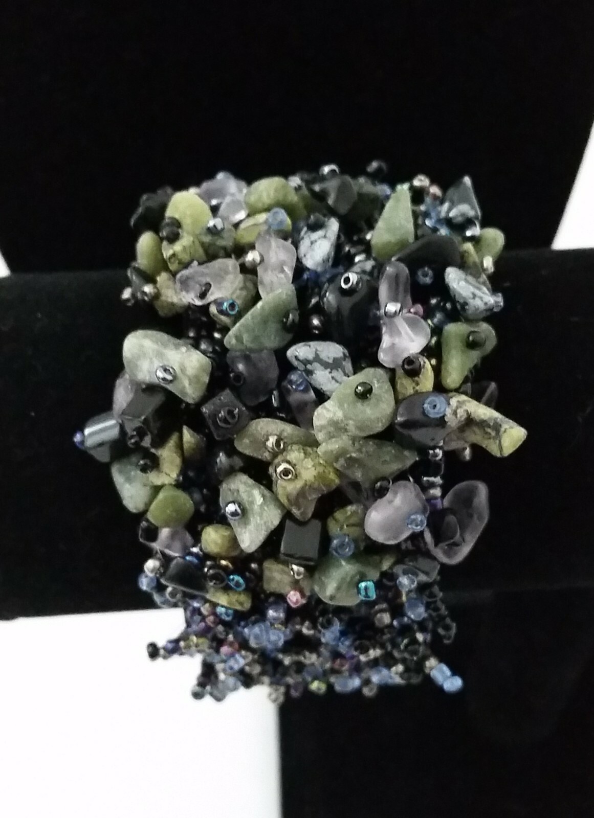 Handmade Bracelet GLASS BEADS BLACK IRIDESCENT BLUE PEACOCK GREEN JASPER 6 inch