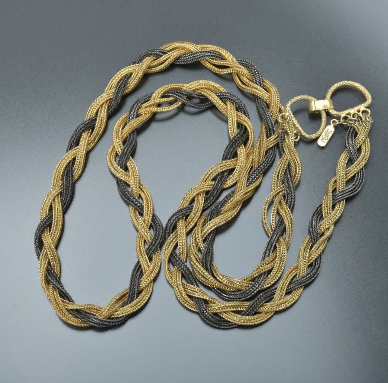 YVES SAINT LAURENT VINTAGE NECKLACE
