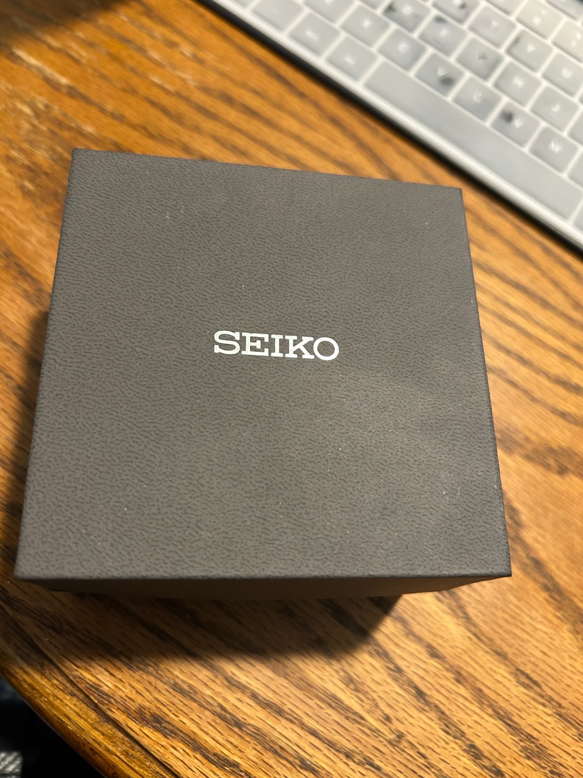 Seiko Spirit SBTR024 White Dial Chronograph Quartz Men’s Watch BEST PRICE EBAY