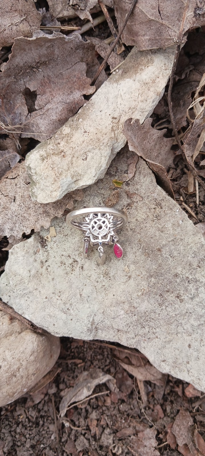 Tanazanite Dream Catcher Ring SZ8. In Rhodium Over Sterling Silver 1.90ctw