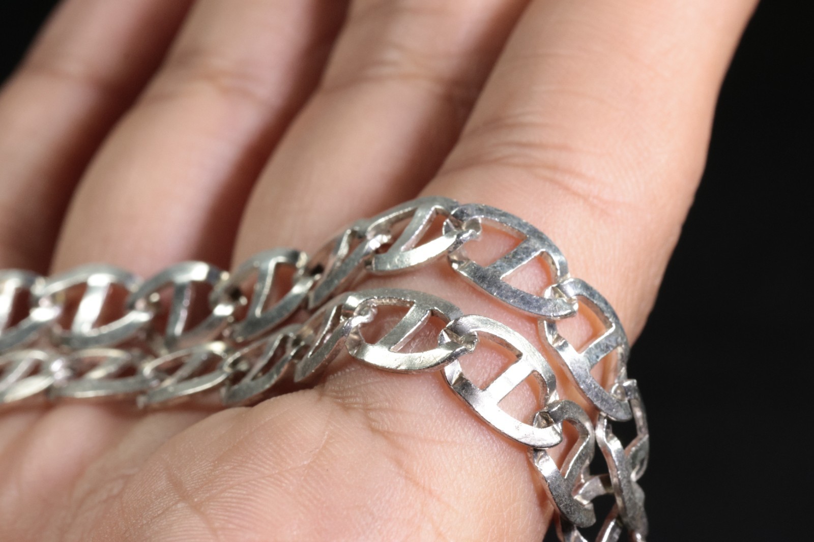 925 Sterling Silver Mariner Bracelet with lobster lock 8in 8.8 grams