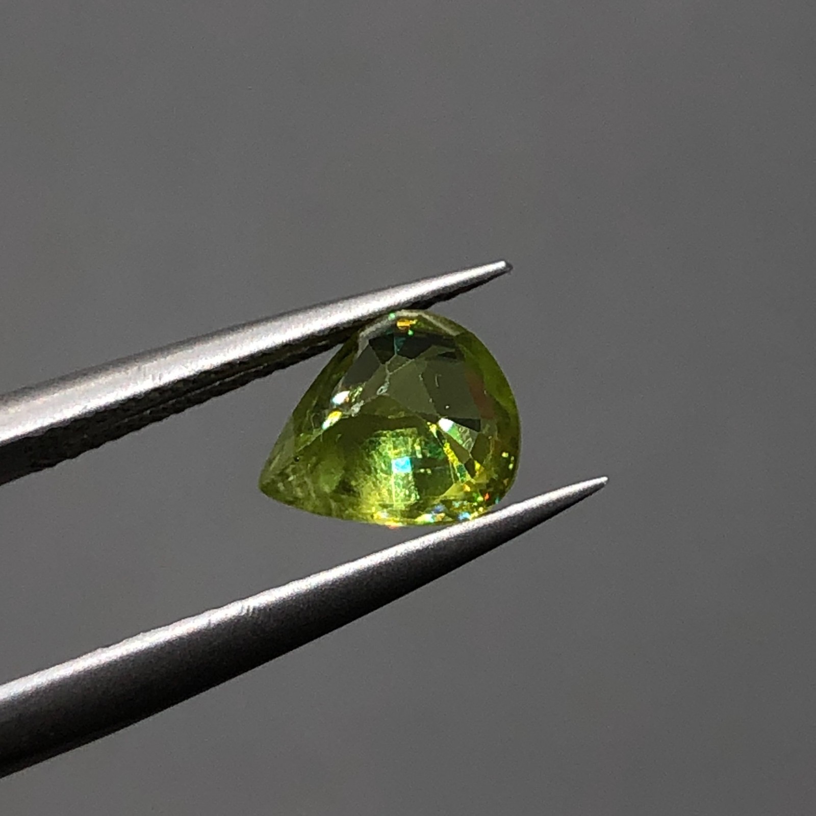 Sphene Titanite Loose Gemstone, 1.35Ct Full Fire Faceted Stone for Pendant
