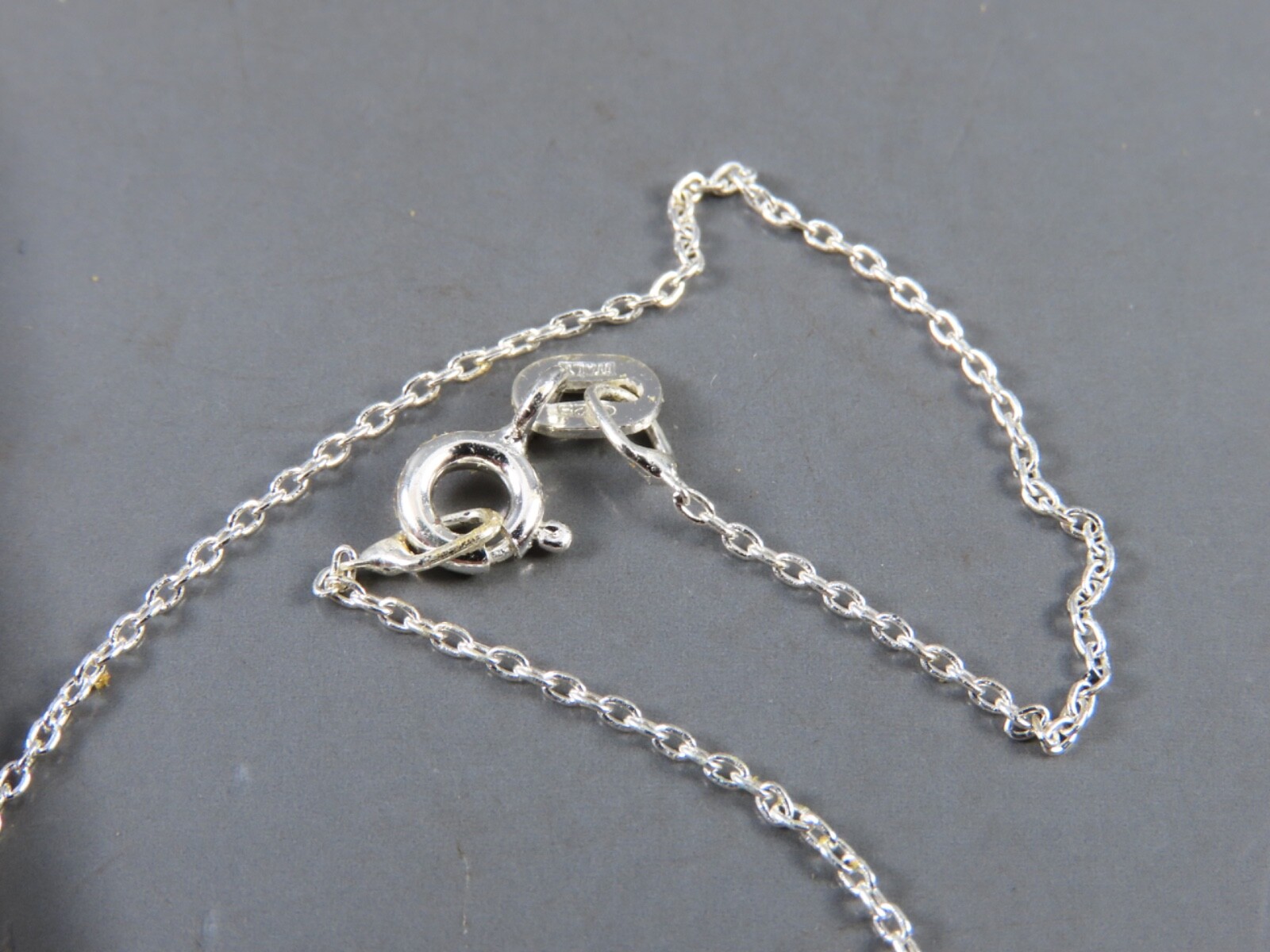 New MADISON STUDIO Sterling Silver CHAIN NECKLACE Scroll Pendant MOTHER OF PEARL
