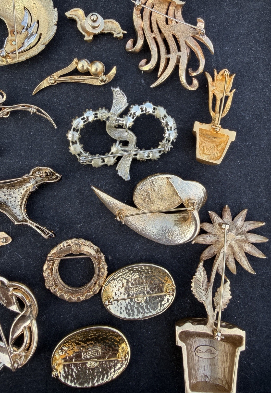 Vintage Large Brooch Pin Lot Rhinestone Enamel Colorful Signed Unsigned Mix 77p