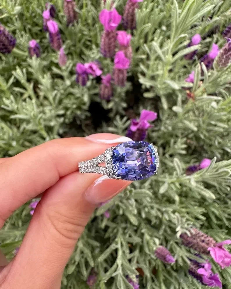 4.80Ct Cushion Cut Natural Tanzanite &Diamond 14K White Gold Luxurious Ring