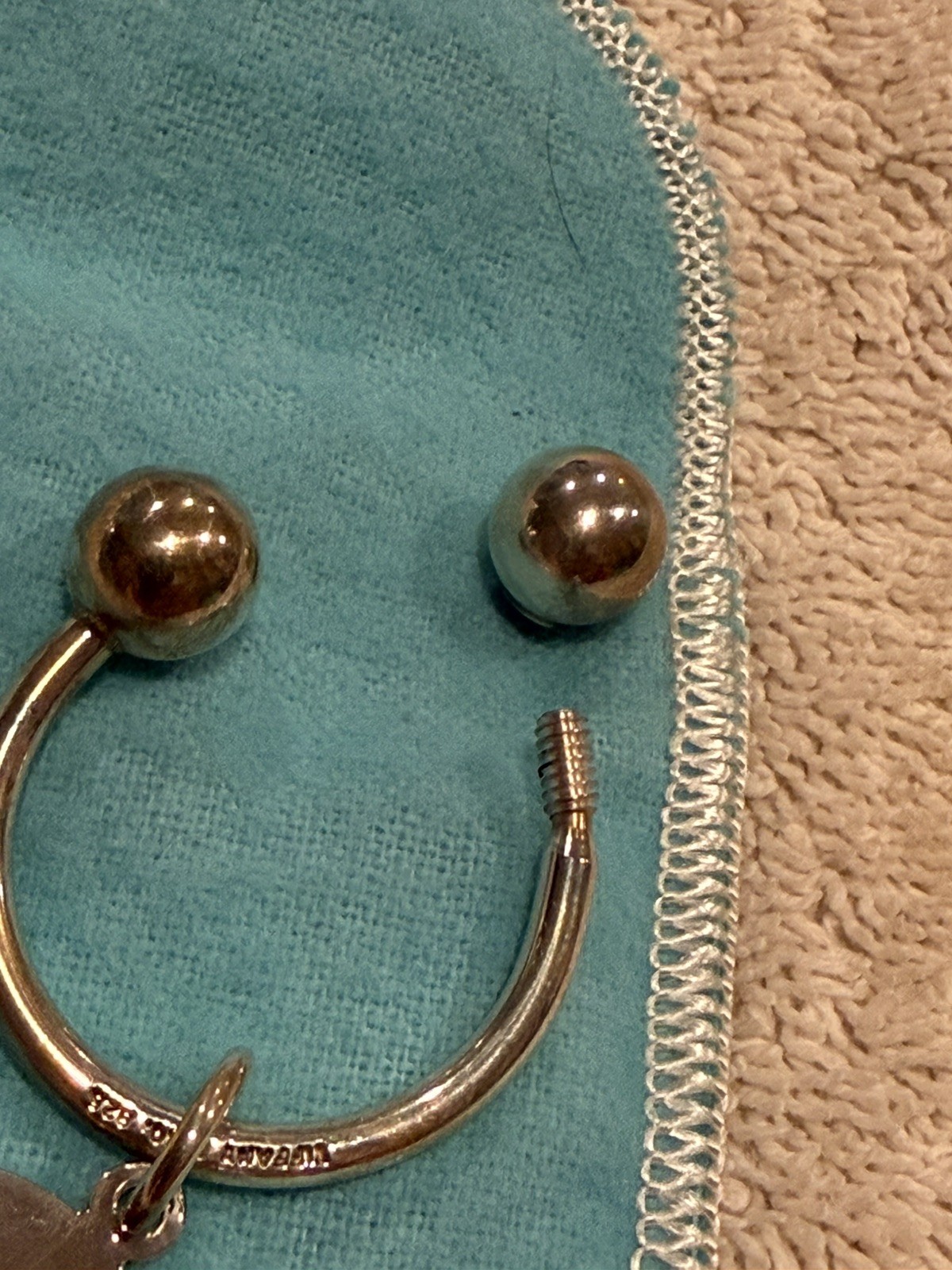Tiffany & Co Sterling Silver Horseshoe Style Key Ring w/UMDNJ Charm Pouch & Box