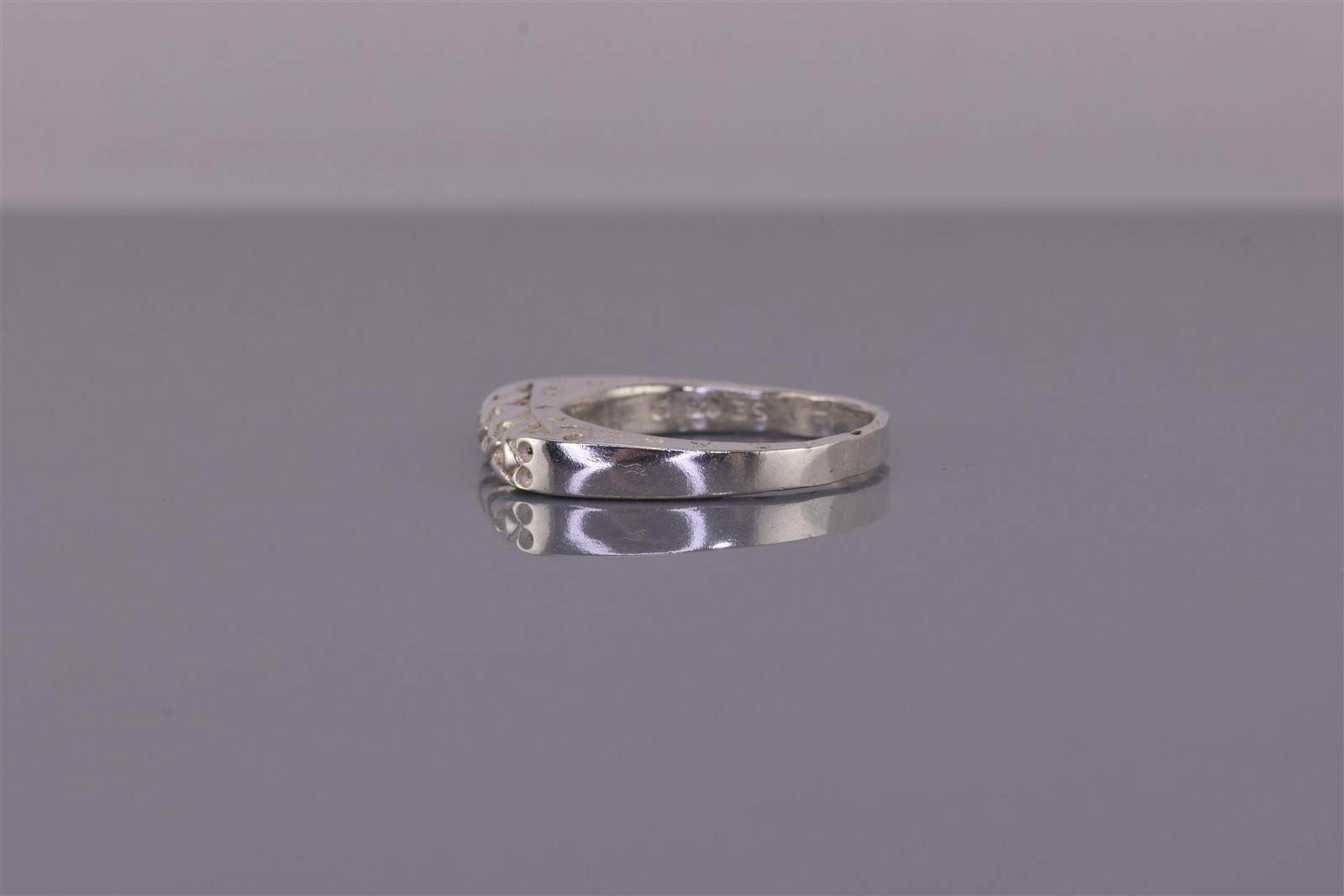 Sterling Silver 3.5mm Woven Crossover X`s & O`s Carved Band Ring 5g 925 Sz: 7