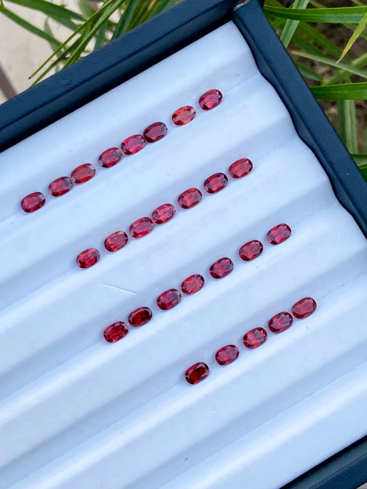 16.59 Ct Natural Faceted Rhodolite Garnet Lot Oval Shapes From Tanzania