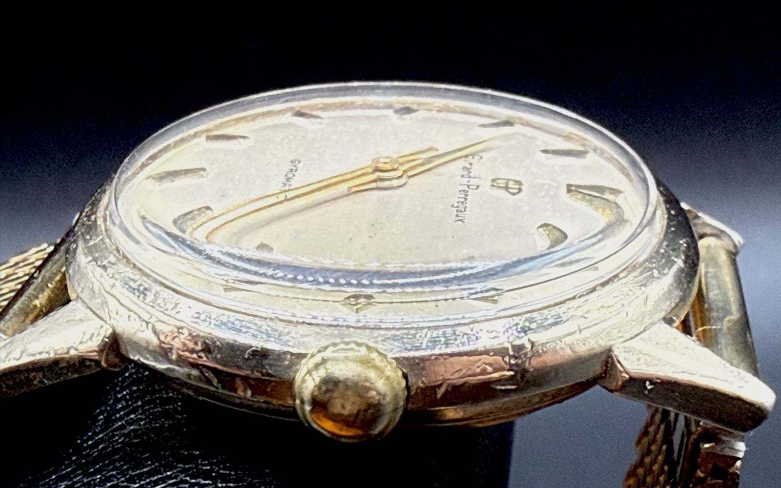 1960s Girard-Perregaux Gyromatic Automatic Swiss Watch Gold Mesh Bracelet