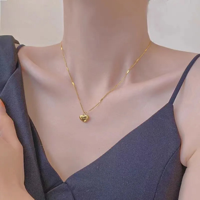 1pcs Gold-color Necklace Ms Simple Fashion Peach Heart Engraved Love Collarbone