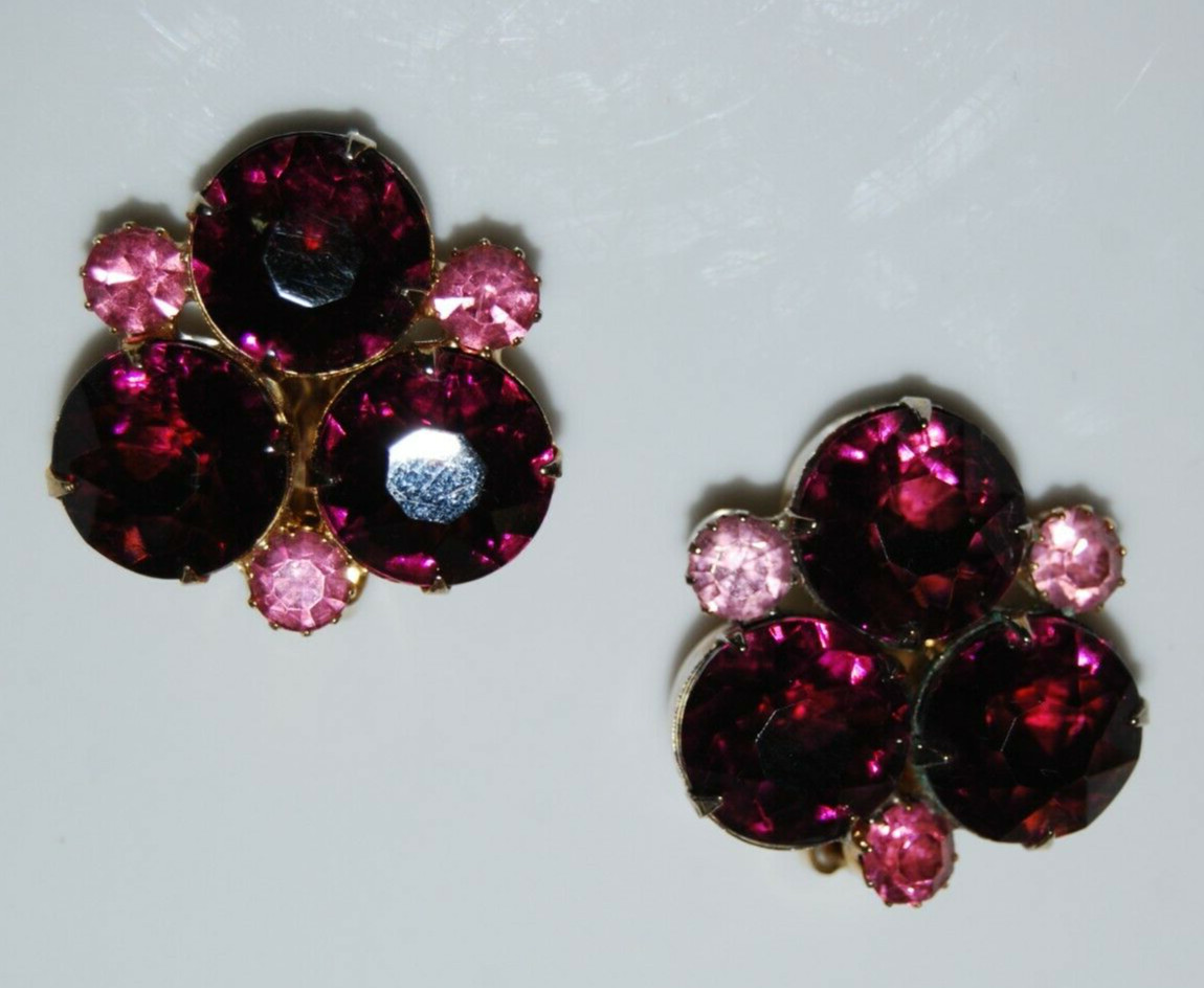 ELEGANT VTG RHINESTONE COUTURE DEEP RED & PINK CRYSTALS GOLDEN CLIP-ON EARRINGS